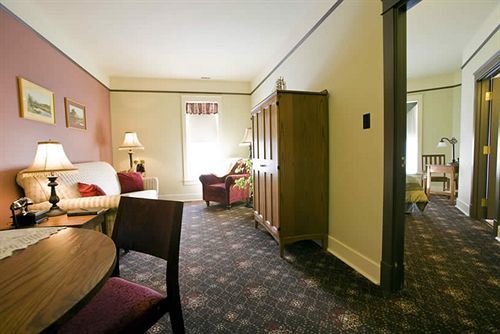 Hotel Selkirk Edmonton Exterior photo